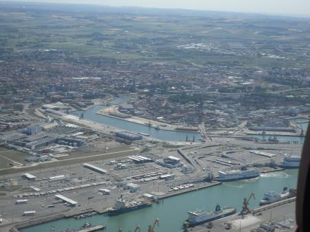 Le port de Calais vu du ciel